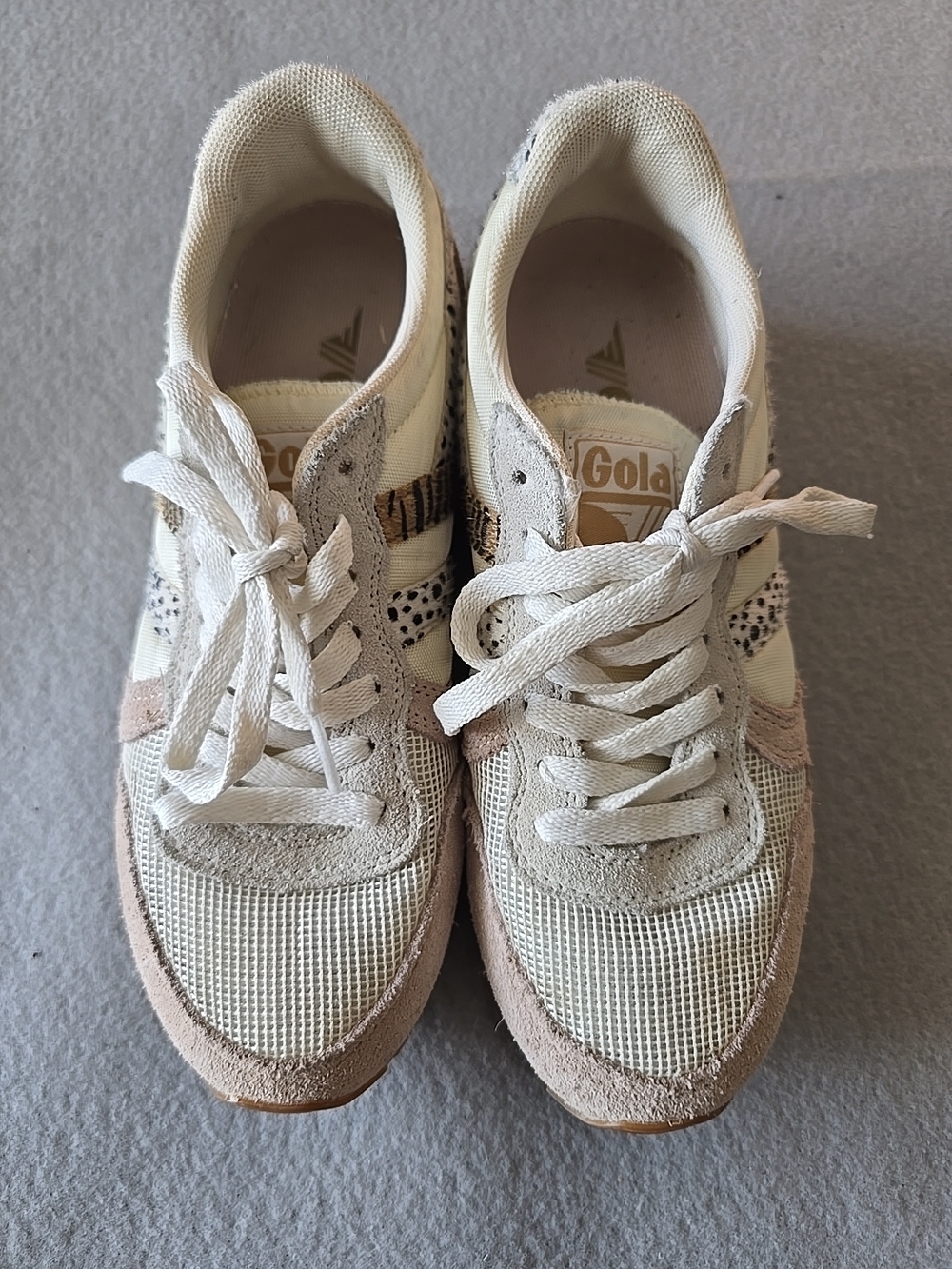 Gola Beige and Cream Women’s Lace-Up Sneakers